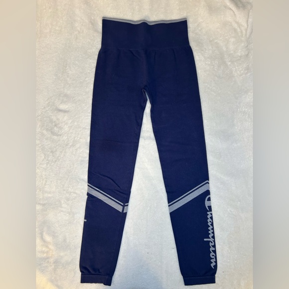 Champion Women’s spandex leggings - Picture 4 of 5